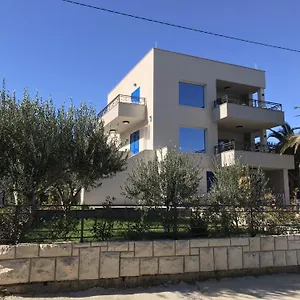 La Bomboniera Apartament Slatine