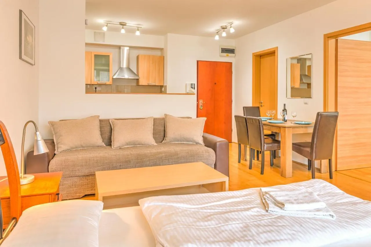 Central Capital Apartments Budapest Ungheria