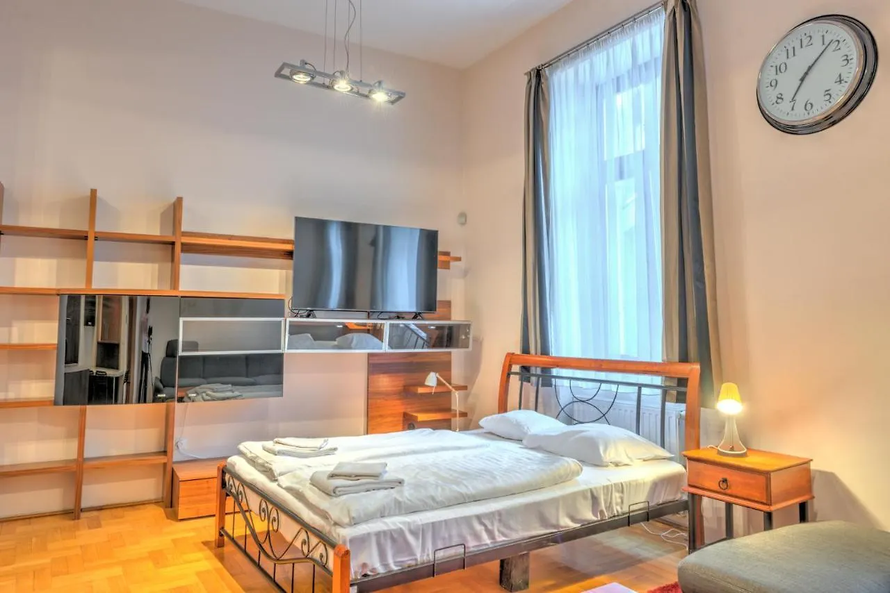 Central Capital Apartments Budapest Ungheria