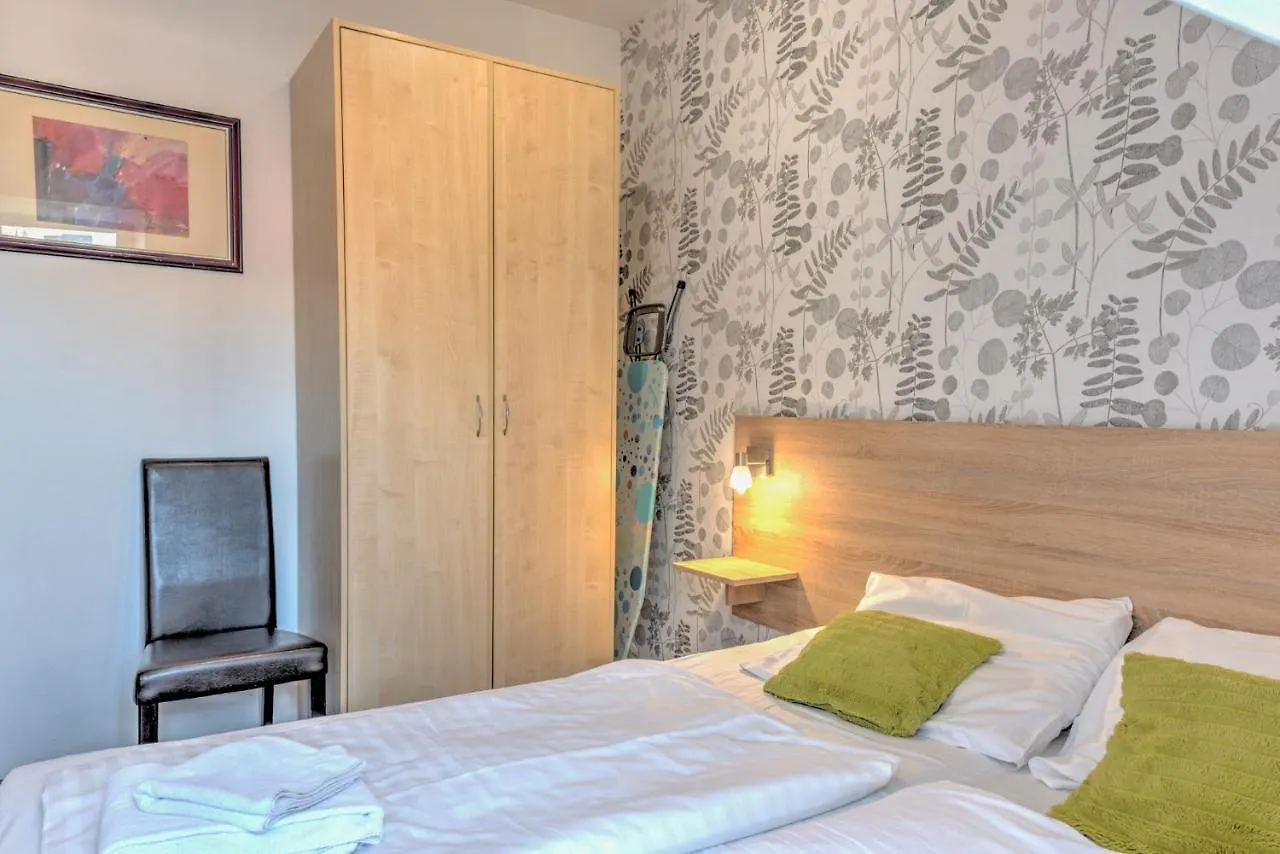 Central Capital Apartments Budapest 0*,  Ungheria