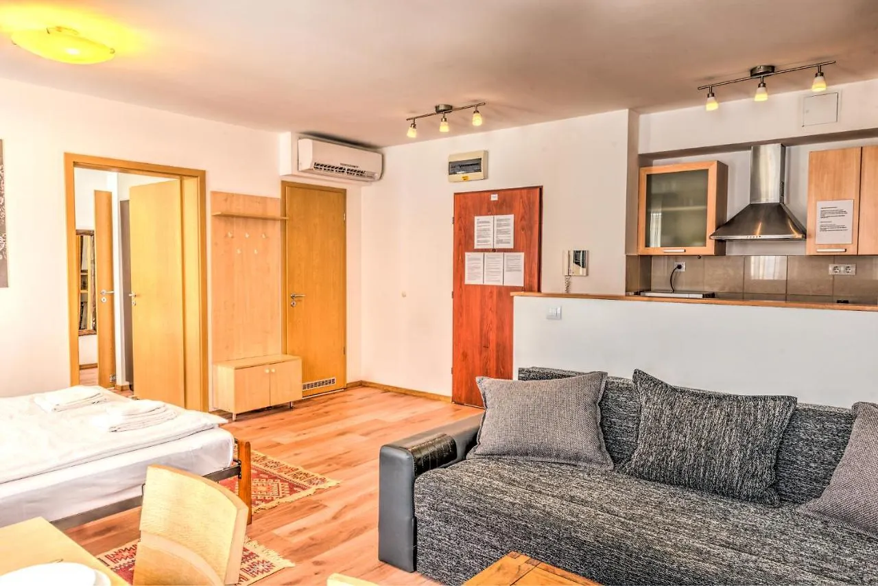 Central Capital Apartments Budapest 0*,